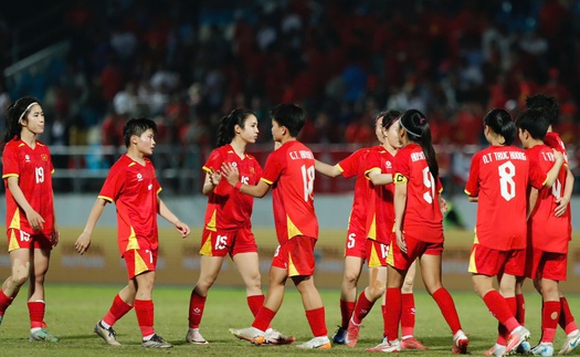 Tin nóng thể thao tối 23/12: Việt Nam xuất hiện trong 3/5 khoảnh khắc thiệt thòi nhất SEA Games 2025