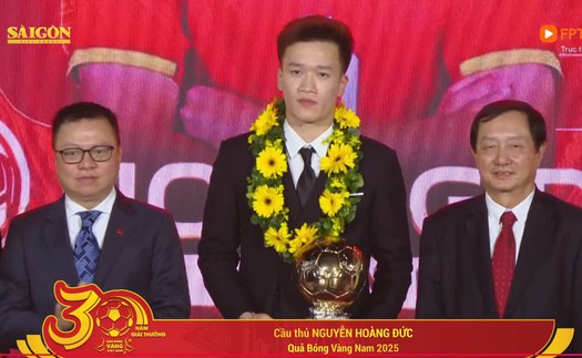 Hoàng Đức vượt Quang Hải và Đình Bắc để lập hat-trick giải thưởng Quả bóng Vàng Việt Nam