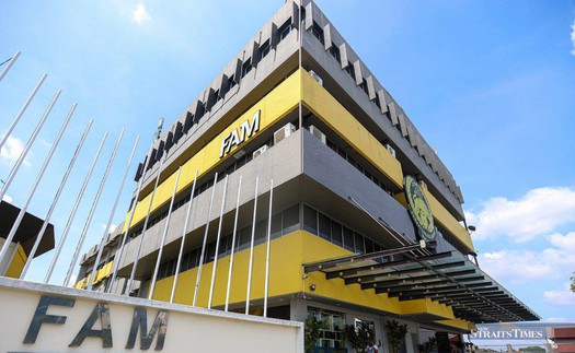 Lãnh đạo Liên đoàn bóng đá Malaysia được yêu cầu từ chức sau án kỷ luật từ FIFA