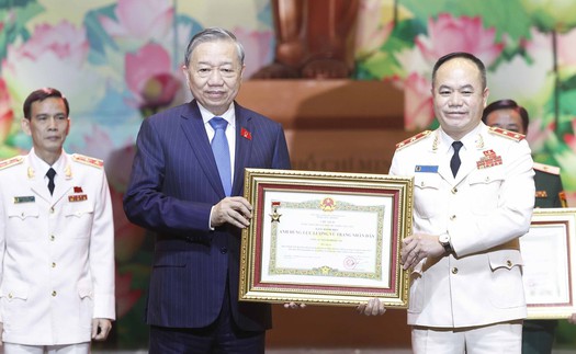 Từ phong trào hành động đến hệ sinh thái nhân văn