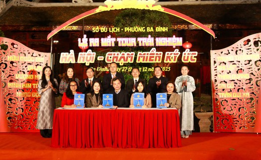 Hà Nội ra mắt tour du lịch trải nghiệm 'Chạm miền ký ức' tại Đảo Ngọc - Trúc Bạch