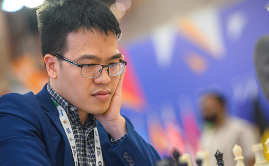 Tin nóng thể thao tối 31/12: Lê Quang Liêm thắng Vua cờ Gukesh D ở giải thế giới; Hà Nội FC chia tay thủ môn