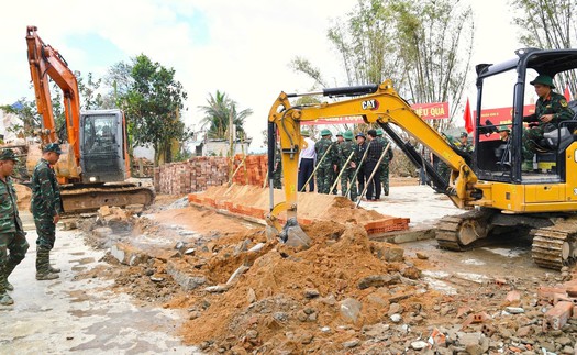 Sẵn sàng ứng phó với mưa lũ tại khu vực có nguy cơ bị chia cắt