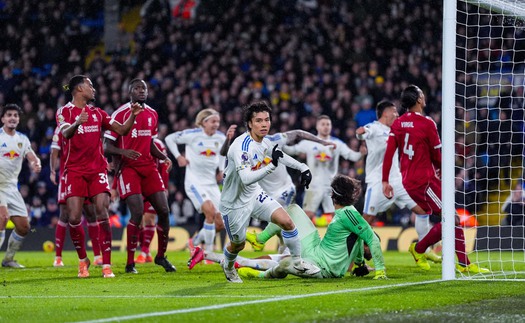 Liverpool đánh rơi chiến thắng tiếc nuối sau màn rượt đuổi kịch tính ở Elland Road