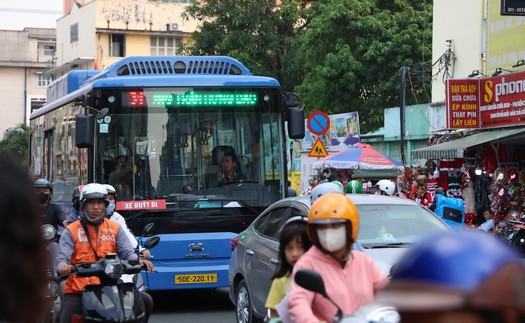 TP HCM: Giao thông đường bộ gây ô nhiễm, bụi mịn vượt chuẩn nhiều lần