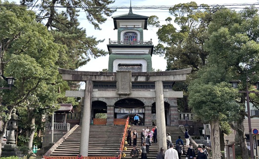 Đền Oyama-jinja - Biểu tượng giao thoa kiến trúc Đông - Tây giữa lòng Kanazawa