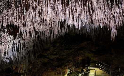 Động Gyokusendo - Kỳ quan thạch nhũ tráng lệ ở Okinawa, Nhật Bản
