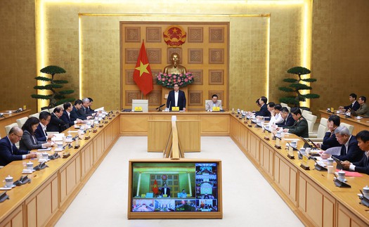 Thủ tướng họp triển khai chiến dịch Quang Trung, "thần tốc" xây nhà cho người dân bị thiên tai