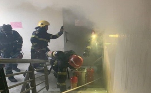 Hỏa hoạn ở tòa nhà cao tầng tại Hà Nội, nhanh chóng đưa 30 người đến nơi an toàn