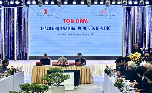 Tọa đàm "Trách nhiệm và khát vọng của nhà thơ": Suy cho cùng, "thơ cần có ích"