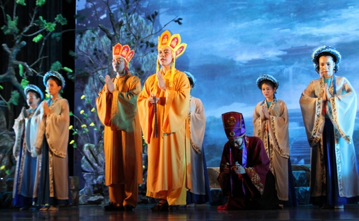 Góc nhìn 365: Chờ một Phật hoàng Trần Nhân Tông trên sân khấu xiếc