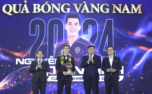 Thấy gì từ việc Tiến Linh giành Quả bóng Vàng Việt Nam 2024?