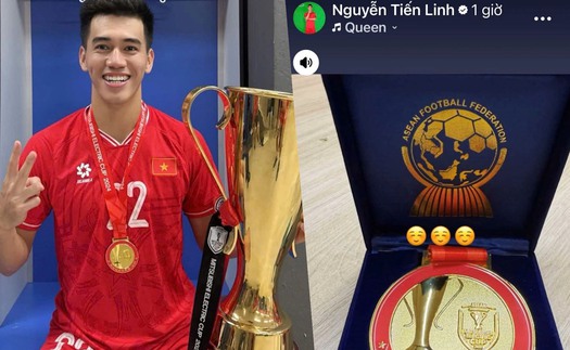 Tiến Linh nhận lại HCV 'xịn' sau hơn một tháng đăng quang AFF Cup, CĐV chỉ ra điểm chưa hoàn hảo