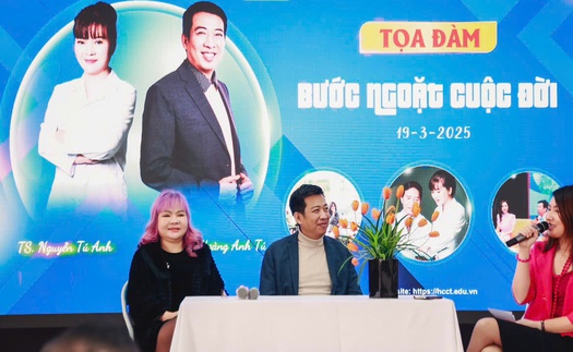 Nhà văn Hoàng Anh Tú kể về ước mơ được trở thành cầu thủ bóng đá