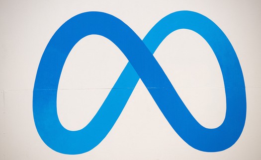 Cuốn sách chỉ trích Meta được bán "đắt như tôm tươi" tại Mỹ