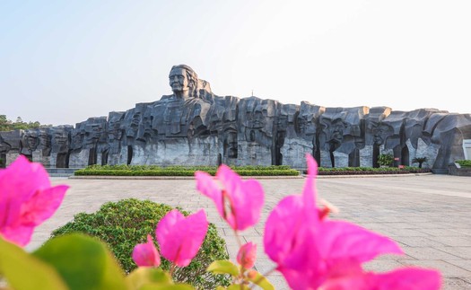 Tượng đài “Mẹ Việt Nam anh hùng” - biểu tượng bất diệt của sức mạnh dân tộc Việt Nam