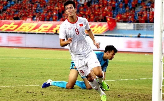 Quả bóng vàng Việt Nam 2025 ghi 2 bàn, U22 Việt Nam thắng 2-0 ngay trên sân của U22 Trung Quốc
