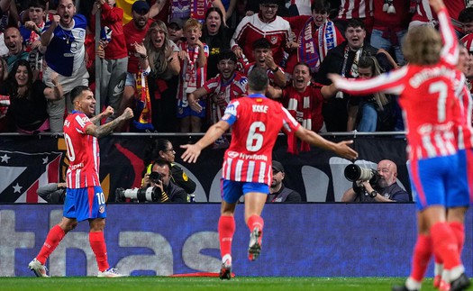 Atletico cũng biết chiến thắng ở phút cuối
