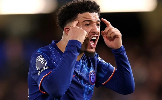 Vụ Jadon Sancho: Chelsea muốn trả, MU không chào đón