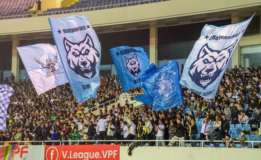 'Giải cứu' V-League 