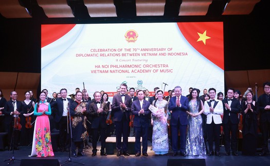 Tổng Bí thư Tô Lâm và Phu nhân dự Lễ hòa nhạc Kỷ niệm 70 năm thiết lập quan hệ ngoại giao Việt Nam - Indonesia