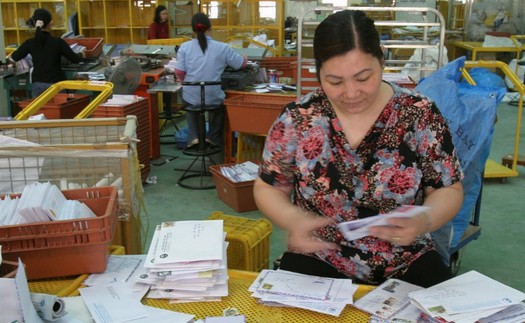 Cuộc sống sau ống kính: Những cánh thư bay