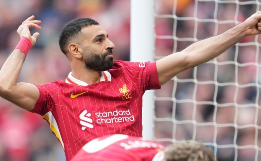 Liverpool đã 'giành lại' Salah như thế nào?