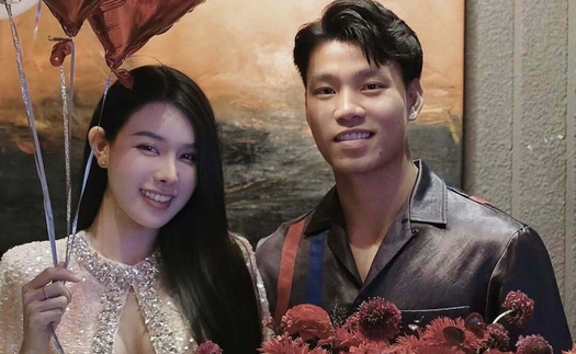 Hậu vệ ĐT Việt Nam công khai tình yêu với bạn gái là hot girl phòng gym trong ngày sinh nhật