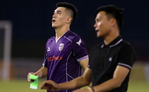 Mùa giải bất ổn với 'đại gia V-League' B.Bình Dương