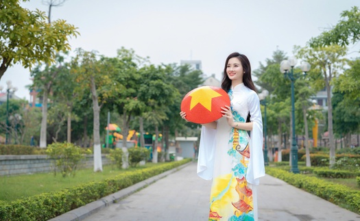 Hoa hậu Yoga ở ngôi trường đặc biệt nhất Việt Nam