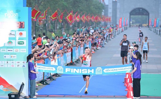 Lê Văn Hương và Trần Văn Đảng tỏa sáng tại giải chạy Đền Hùng Marathon 2025: 