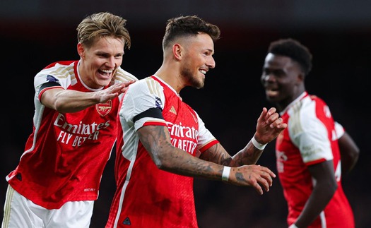 Arsenal vs Crystal Palace: Cánh phải huyền thoại đã trở lại