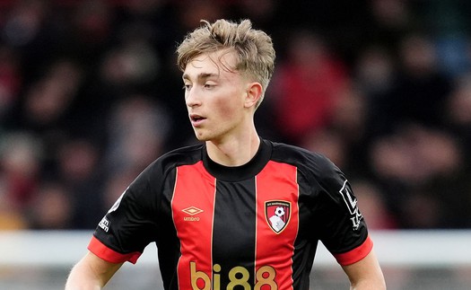 7 CLB danh tiếng theo đuổi trung vệ trẻ của Bournemouth