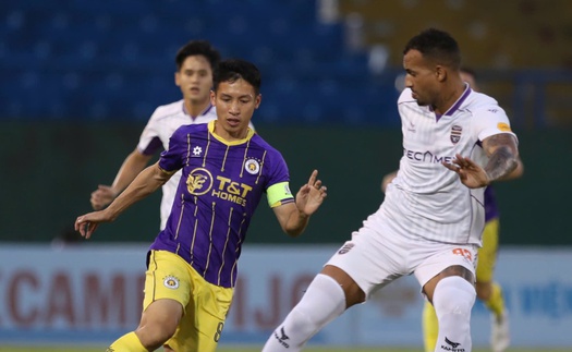 Bình luận viên Quang Huy: 'Khó lường cuộc đua vô địch và trụ hạng V-League'