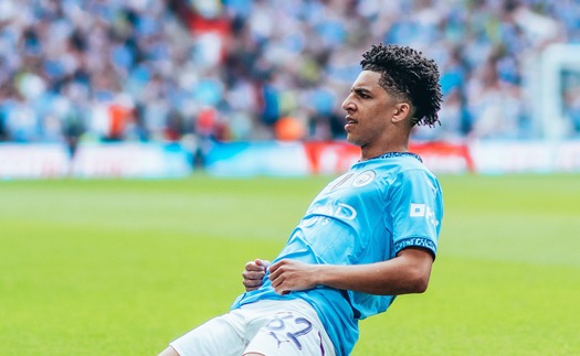 Thắng Nottingham Forest 2-0, Man City giành vé vào chung kết Cúp FA