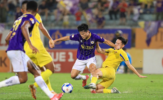 Bầu Hiển thưởng 'nóng' CLB Quảng Nam, cuộc đua V-League thêm khốc liệt