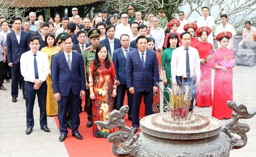 Giỗ Tổ Hùng Vương năm 2025: Tưởng nhớ công lao Đức Quốc Tổ Lạc Long Quân và Tổ Mẫu Âu Cơ