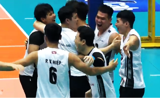 Vượt qua Công An TPHCM đầy kịch tính, Biên Phòng MB bảo vệ thành công ngôi vô địch cúp Hùng Vương