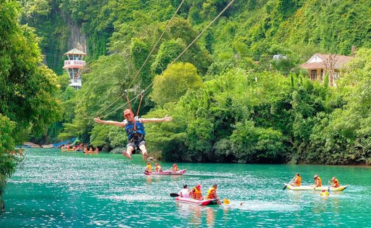 Các điểm du lịch ở Quảng Bình thu hút khách đến trải nghiệm