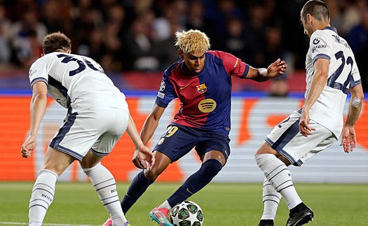 Yamal 'áp đảo' cả Messi lẫn Ronaldo khi cùng ở tuổi 17