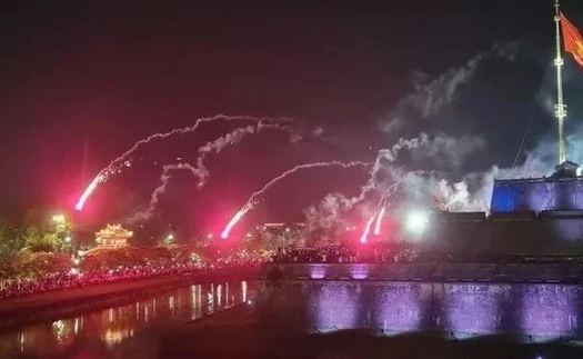 Nguyên nhân bắn hỏa pháo súng thần công về phía khán giả ở Kỳ Đài Huế
