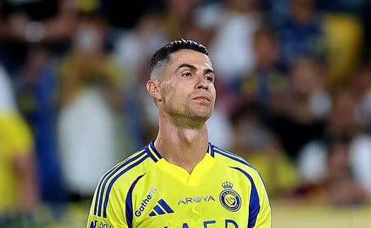 Tương lai Ronaldo bị đặt dấu hỏi lớn sau mùa bóng thất bại ở Tây Á
