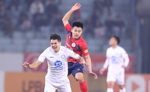 Chuyên gia Đoàn Minh Xương: 'V-League còn nhiều nghịch lý'