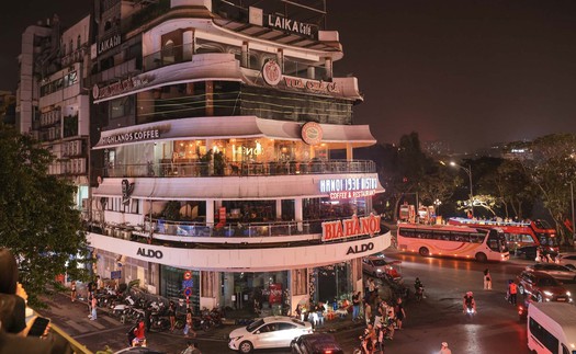 Hà Nội thông tin về việc phá dỡ tòa nhà "Hàm cá mập"