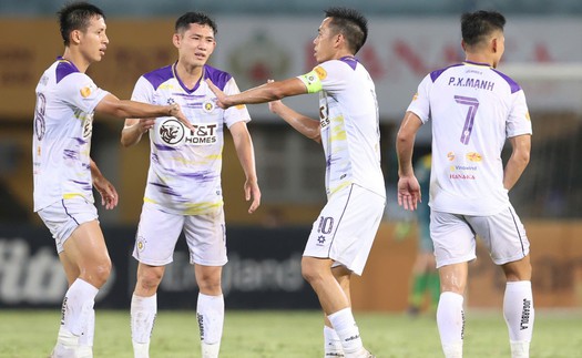 Văn Quyết tỏa sáng, Hà Nội FC đại thắng TP HCM, tiếp tục đua vô địch V-League