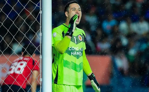 Tin nóng bóng đá Việt Nam hôm nay 22/5: Nguyễn Filip kém may mắn; 'Người hùng' Chatchai của Buriram được khen