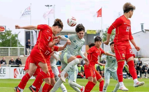 Đội Việt Nam của HLV Brazil chạm trán đội bóng vừa cầm hòa tuyển trẻ Pháp và thắng Cameroon ở châu Âu
