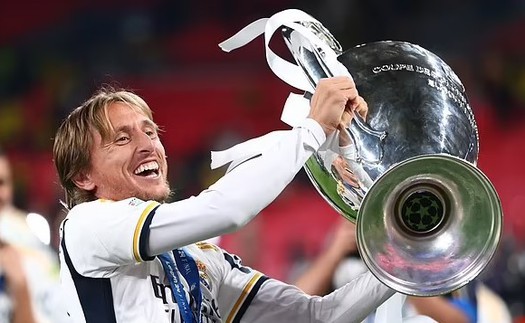 Luka Modric chia tay Real Madrid bằng tâm thư xúc động