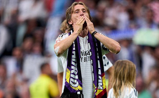 Modric xúc động chia tay Real Madrid sau 13 năm gắn bó