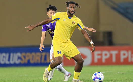 V-League 2024/25: Quảng Nam thoát đi rồi...